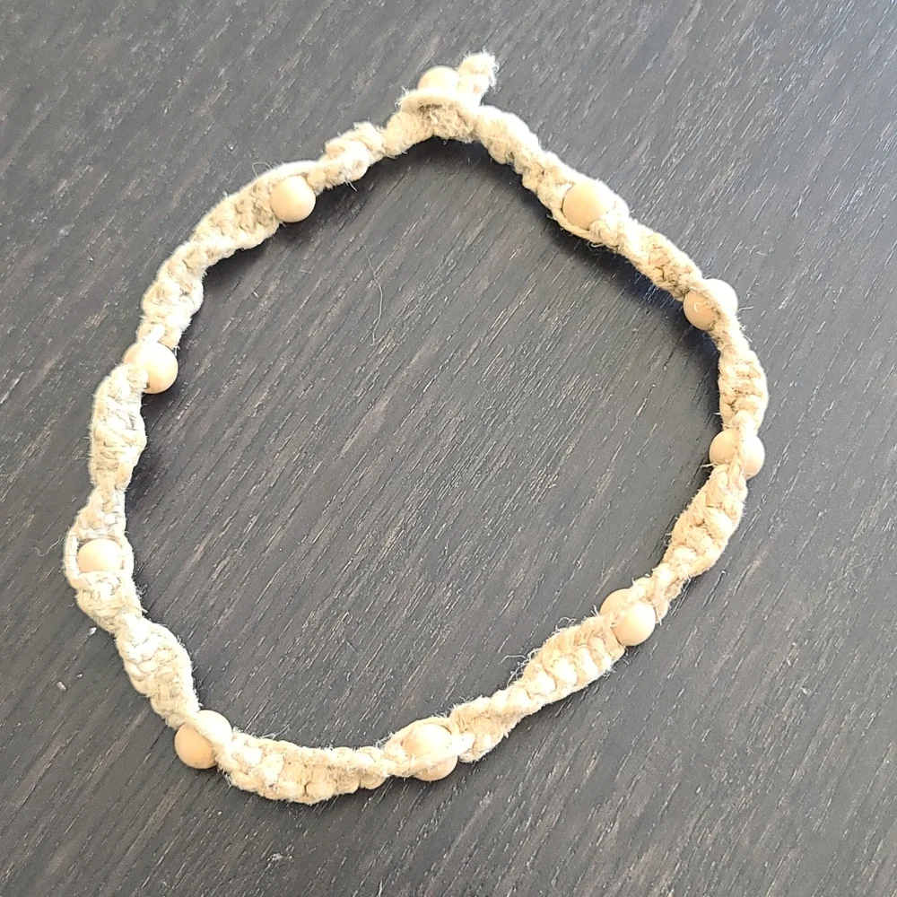 7/19 HEMP BEAD NECKLACE